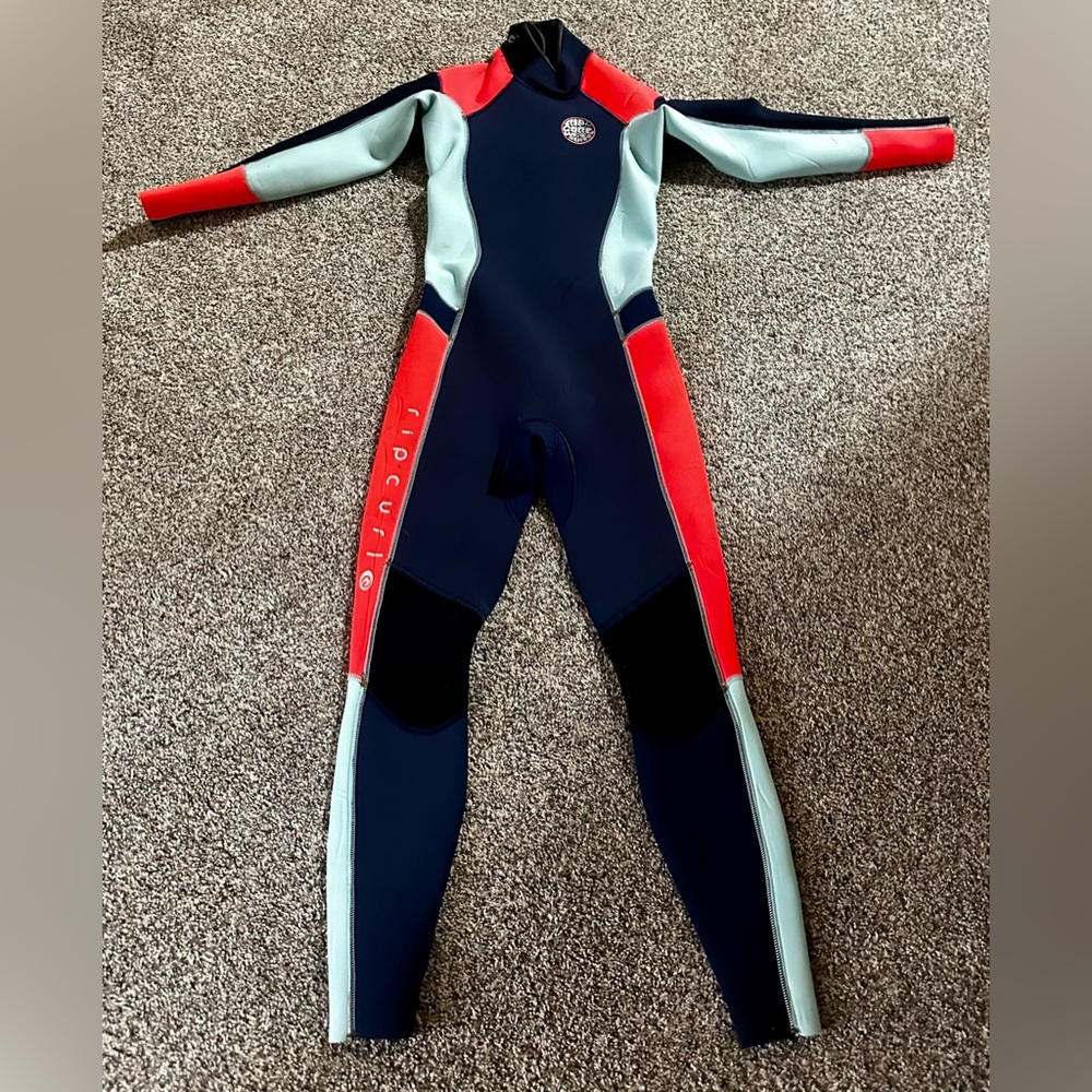 RipCurl 3.2mm back zip neoprene wetsuit Sz 4/6